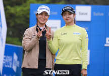 [포토] 이주미-박도영, 우리는 위브에요