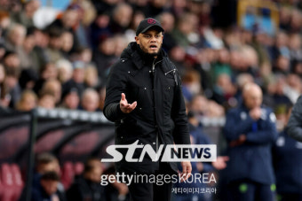 '김민재의 새로운 사령탑은 맨시티 레전드?' 바이에른 뮌헨, 콤파니 감독 선임 '구두 합의'