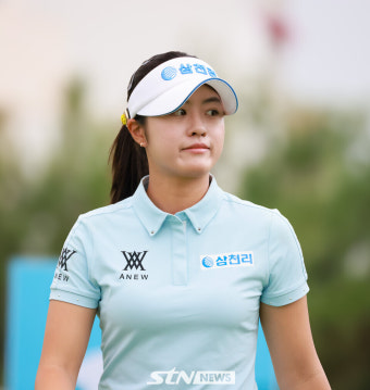 [STN포토]티샷 준비하는 서교림
