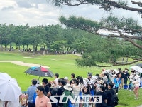 골프존-도레이 오픈, 진기록 쏟아지며 갤러리들 탄성…마지막까지 긴장감 넘치는 우승 경쟁