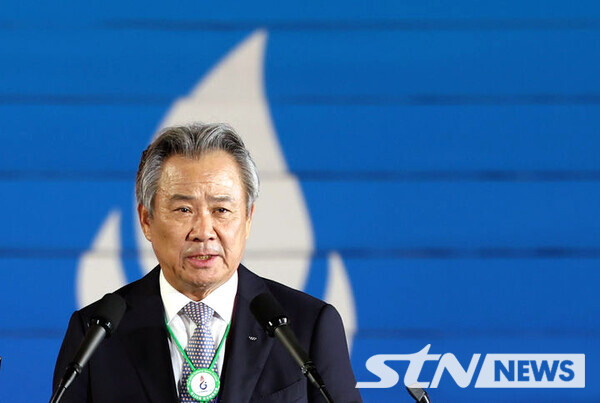 대한체육회 노조, 이기흥 회장 3연임 도전에 반대하며 시위 실시