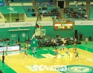 [st&현장] 7초의 마법+버저비터 폭발! 하나은행, 4쿼터 대역전극으로 신한은행 격파