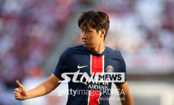 이강인이 우리에게 패배를 줬어 맨시티 감독이 언급, PSG가 더 나았다. 가짜 9번 공격수가 중앙에 한 명 더 있었어