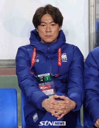 [한국-오만] '오만 쇼크+이강인 부상' 홍명보 감독 