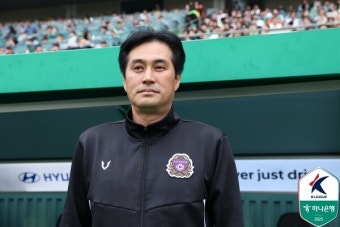 [st&현장] '전진우 멀티골 폭발' 전북, 안양 2-0 제압...12경기 무패 행진+K리그1 1위는 불발