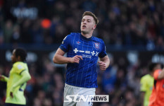 핫가이 공격수 델랍은 푸른 유니폼을 원한다…첼시 선호 통보했어