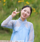 [STN포토]귀여운 포즈 취하는 야금야금 오현지