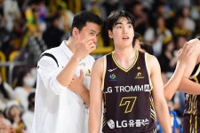 [STN 현장] 최형찬? 정말 예쁜선수!…프로 2년차 LG 주전 막내, 연습·노력으로 성장 중