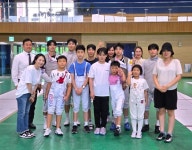 평택시펜싱협회 유소년 선수들,  화성시청 실업팀과 교류전