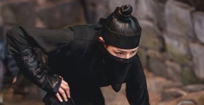 오직 이하늬라서 가능한 이중생활, 밤에 피는 꽃