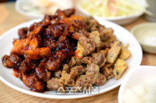 [고기박사 최계경의 육도락 기행]근위(筋胃)의 대발견, 대구 평화시장 닭똥집 거리