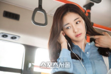 '사랑하는 은동아' 김사랑, 버스에 등장 '청순 미모 남신 흔들'