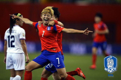 한국 여자 축구 선수 지소연, 세계 주목! 앞으로의 빛나는 가능성 기대됨
