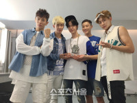 유니크, 중국 CCTV 음악방송서 투표 신기록 갱신...글로벌 음악 TOP 10서 1위 등극