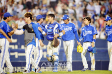 [SS포토]삼성 4-1로 LG 꺾고 승리