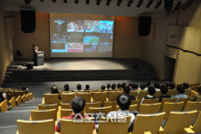 2015 성남게임월드 페스티벌 게임사투어 e스포츠까지 결합된 가족문화생사로 발돋움