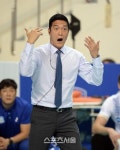 [SS포토] 김상우 감독, 심판판정에 깜놀