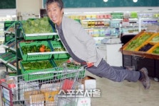 [SS포토]송곳 안내상, 마트 노동자도 인간이다