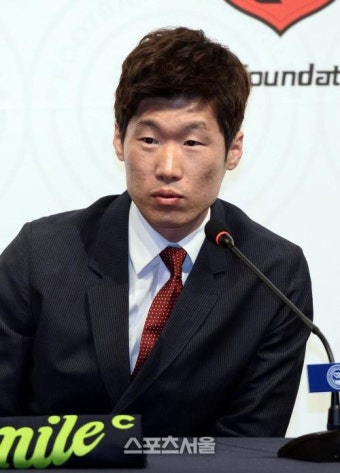 JS파운데이션 이사장 박지성, 23명 재능학생 장학금 전달