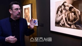 [SS포토]허브 릿츠 사진전 마크 맥케나, 신디 크로포드 사지느은 리츠의 농장에서 찍었죠~