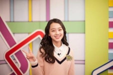 보니하니 이수민, 최연소 뉴스 앵커 되다…초통령 넘어 국민 MC 되나?