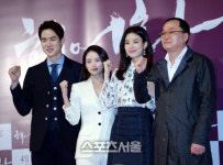 [SS포토] '해어화'의 화려한 출연진, 아려한 사랑 이야기로 손짓!