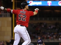 미네소타 트윈스 병호~…타깃 필드에 울려퍼진 박병호 응원가