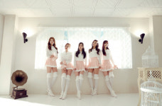 걸그룹 베리굿, 첫 미니앨범 VERY BERRY로 활동 개시
