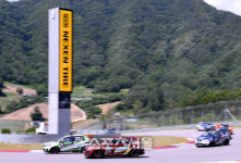 [SS포토]코너를 공략하고 있는 엔페라 R-300의 이선호, 레이싱은 이맛이야~