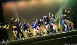 스키점프장이 축구장으로, 축구장이 클럽으로