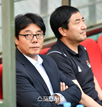 갈길 바쁜 황선홍 감독, 0-0 무승부로....[SS포토]