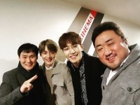 마블리와 남자들 마동석, 두 남자 무대 인사 인증샷