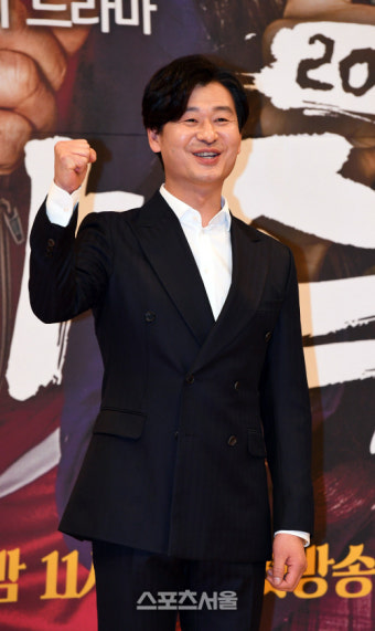 [SS포토]'초인가족 2017' 주연 맡은 박혁권
