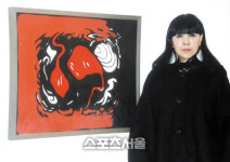 새로운 미술 언어와 표현 기법 발굴하는데 힘쓰다