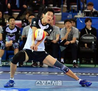 현대캐피탈 한국전력에 완승, 정규리그 2위 확정