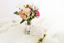 데이브레이크, 꽃길만 걷게 해줄게 한정판 패키지 공개