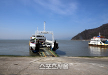 바다건너 봄님이 건너오시는 노둣돌, 남도 신안 무안의 봄