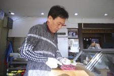 [스포츠서울 소비자만족대상:아산축산물정육식당]  가성비 갑 일품 고기로 고객 입맛 사로잡아