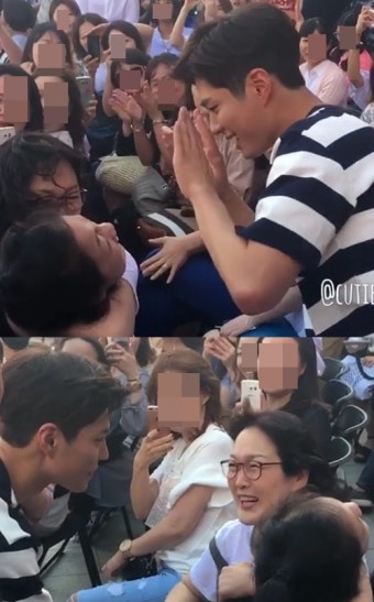 [SS이슈] 또 하나의 미담…몸 불편한 팬 손잡아 준 박보검