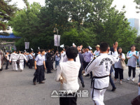 태권도는 하나!…ITF 시범단 국기원 첫 공연, 뜨거운 호응