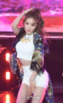 [SS포토]청하, 솔로 무대는 더 화려하게!