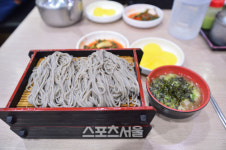 [핵ZONE맛집]우린 냉면 2중대 아냐 차가운 냉식의 뜨거운 유혹...콩국수,김치말이밥,밀면~