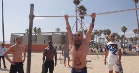 헬스계의 끝판왕으로 불리는 맥그리거 도플갱어