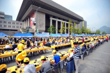 [흑돌백돌]농심신라면배 1차전, 신민준 전승으로 마감 外