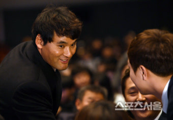 [포토] 골든글러브 찾은 박찬호
