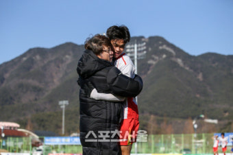 [1,2학년 대학축구대회] '첫우승' 박창현 감독, 