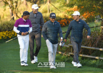 이봉주-여홍철 샷에 우승후보 농구팀 당황…맘스터치 레전드 빅매치 시즌3의 흥미 더해졌다