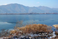 하얀 겨울 봄내 춘천은 언제나 봄봄