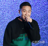 [포토] 솔리드 이준, 세월이 비켜갔네요~!