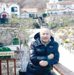 한옥송백당, 송백수목원, 펜션, 식물원, 둘레길 등이 조성된 복합문화공간